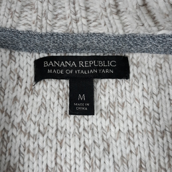 Banana Republic Italian Merino Wool Sweater - Picture 3 of 8